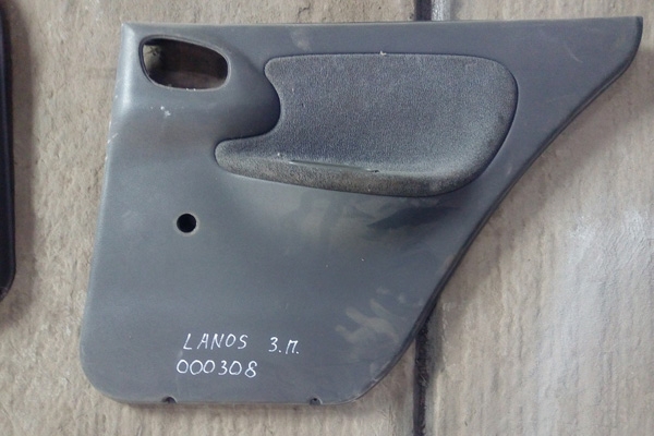 Обшивка двери задней правой для Chevrolet Lanos FSO 2004-2008гг.